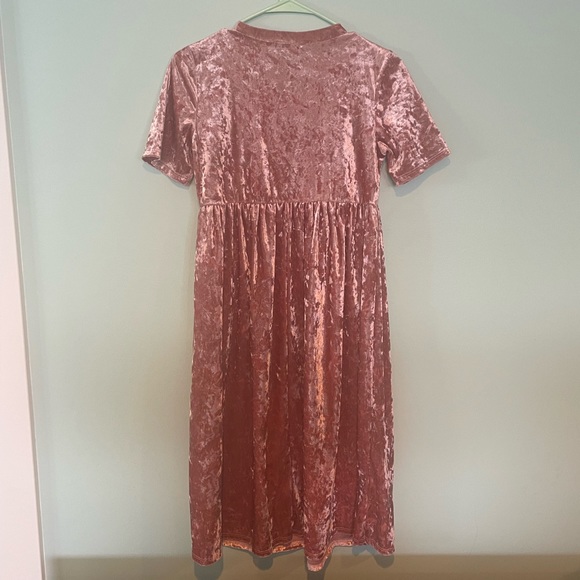 SOLD ♥️ Roolee pink crushed velvet babydoll dress - Picture 4 of 4